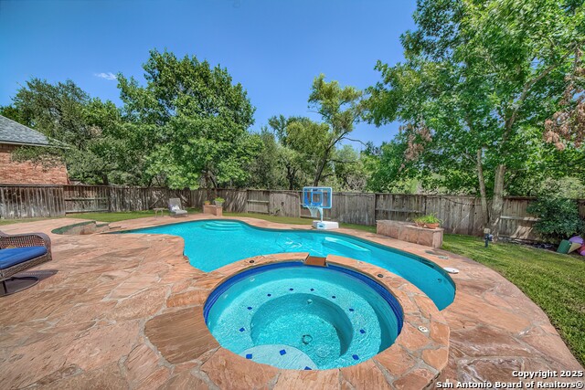 24106 Middle Fork, San Antonio, Texas image 4