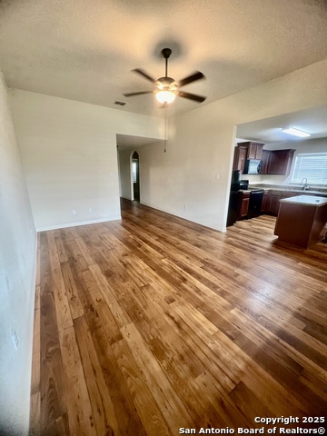 6122 Pleasant Mdw, San Antonio, Texas image 4