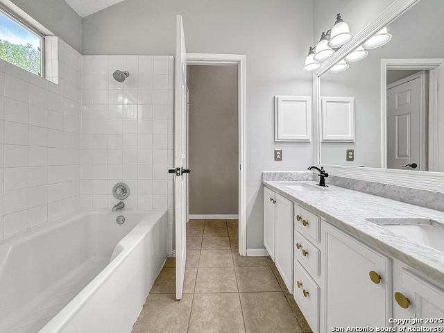 7 Lockspring, San Antonio, Texas image 11
