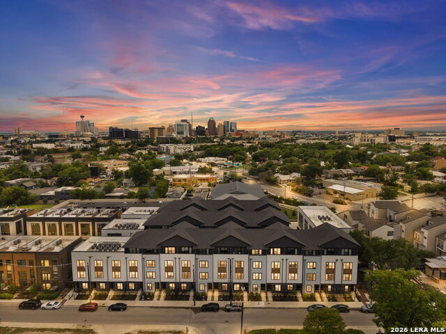 719 E Locust St #2108, San Antonio TX 78212