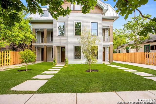 808 E Carson St #101, San Antonio TX 78208