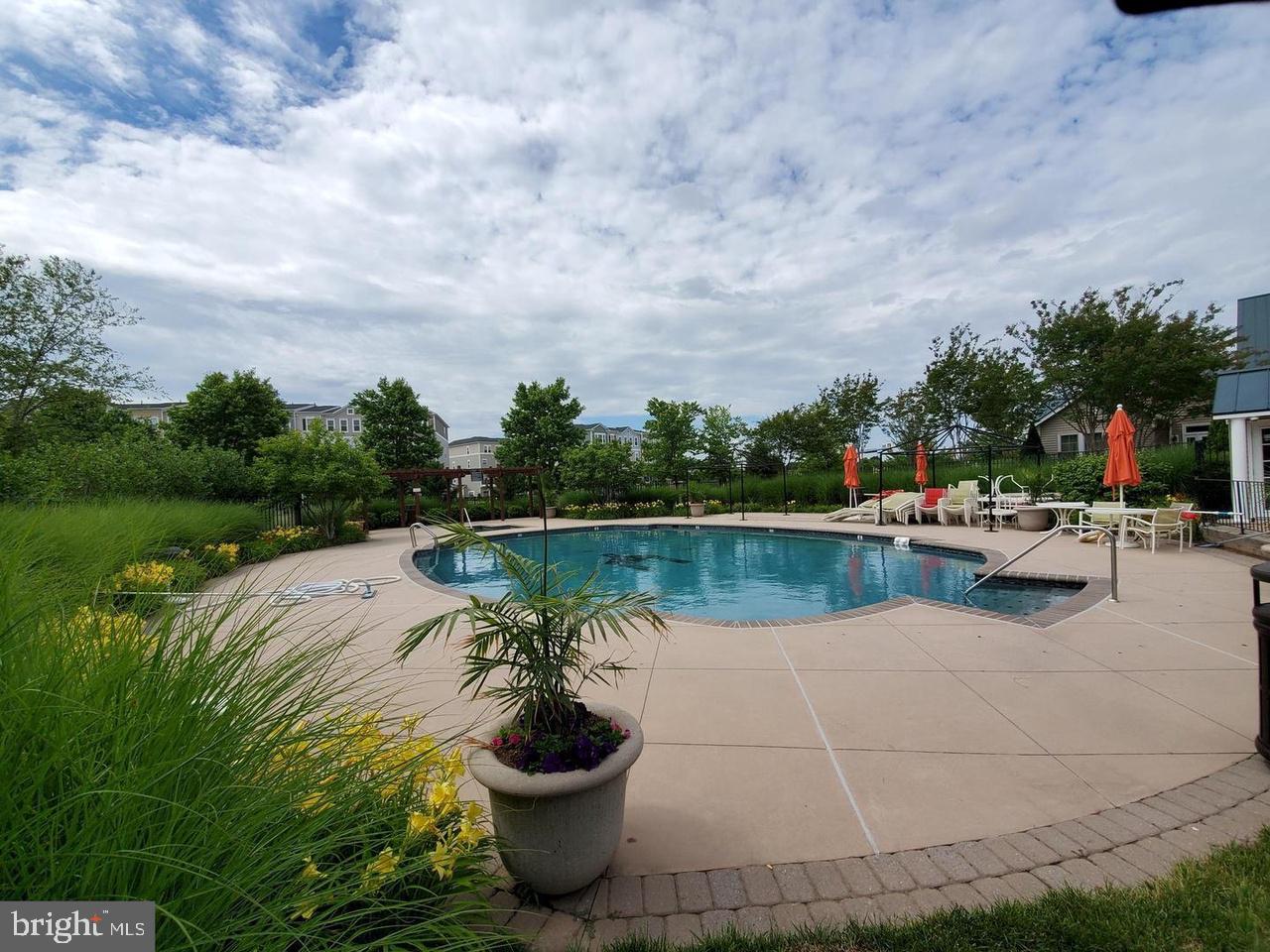 42215 Canary Grass Square For Rent, ALDIE, VA 20105 Home ByOwner