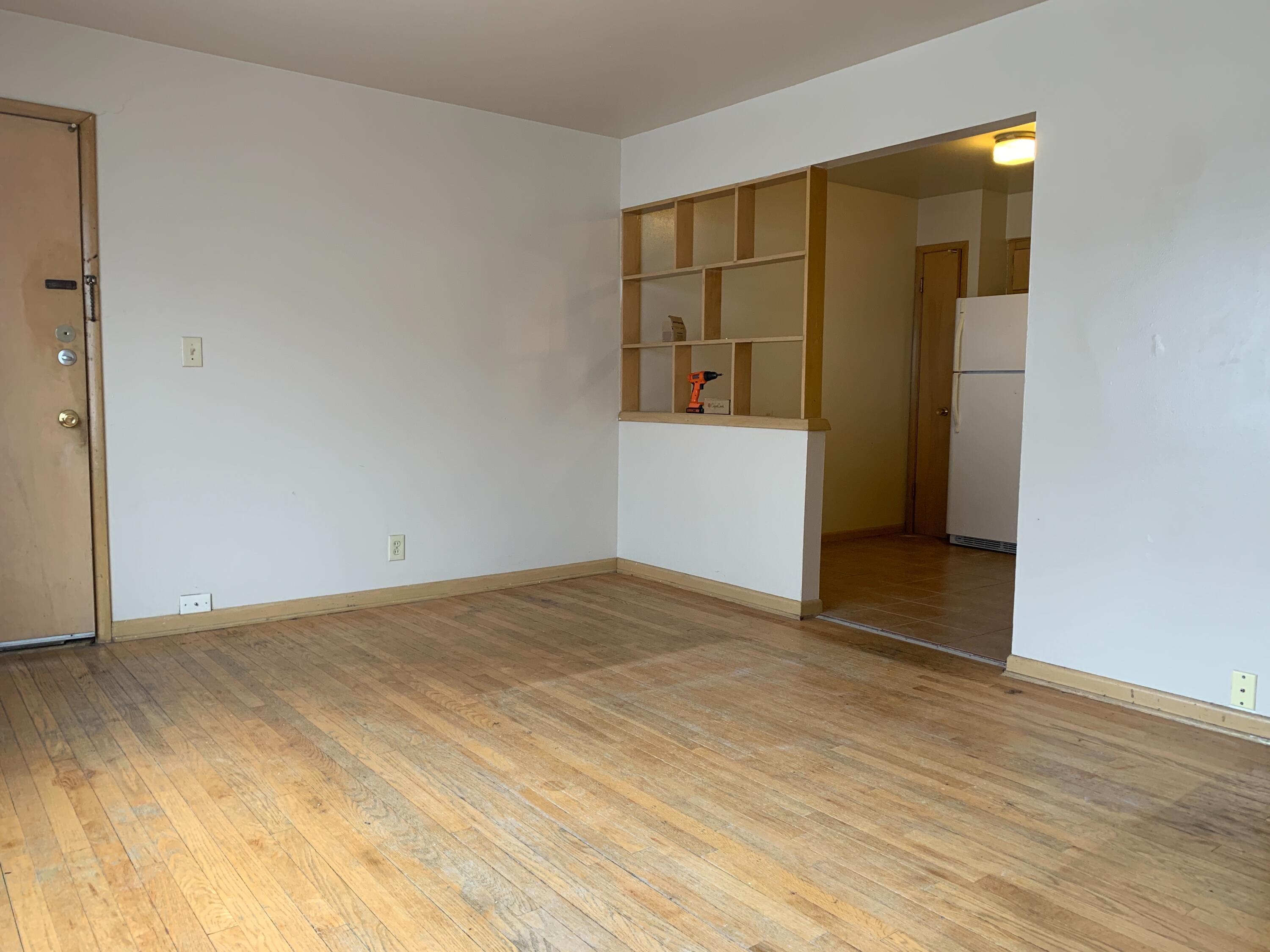 7711 W Hampton 4 For Rent, Milwaukee, WI 53218 ByOwner