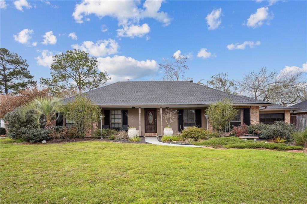 Homes For Sale - 834 Cross Gates Blvd Boulevard<br/> Slidell, LA 70461