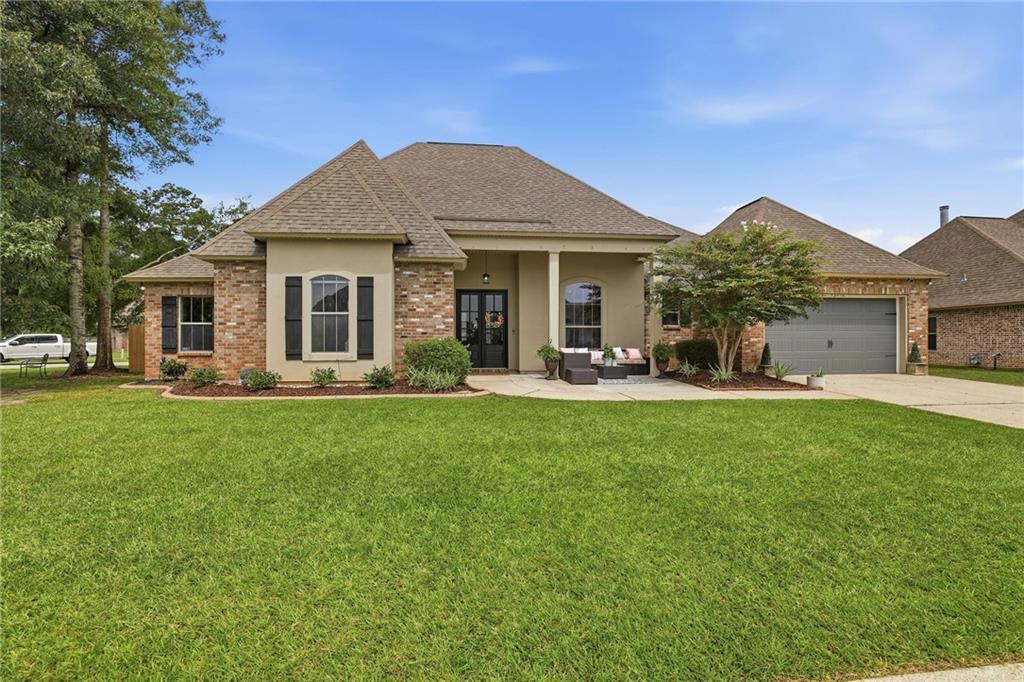 Homes For Sale - 1512 Rue De Fontaine<br/> Covington, LA 70433