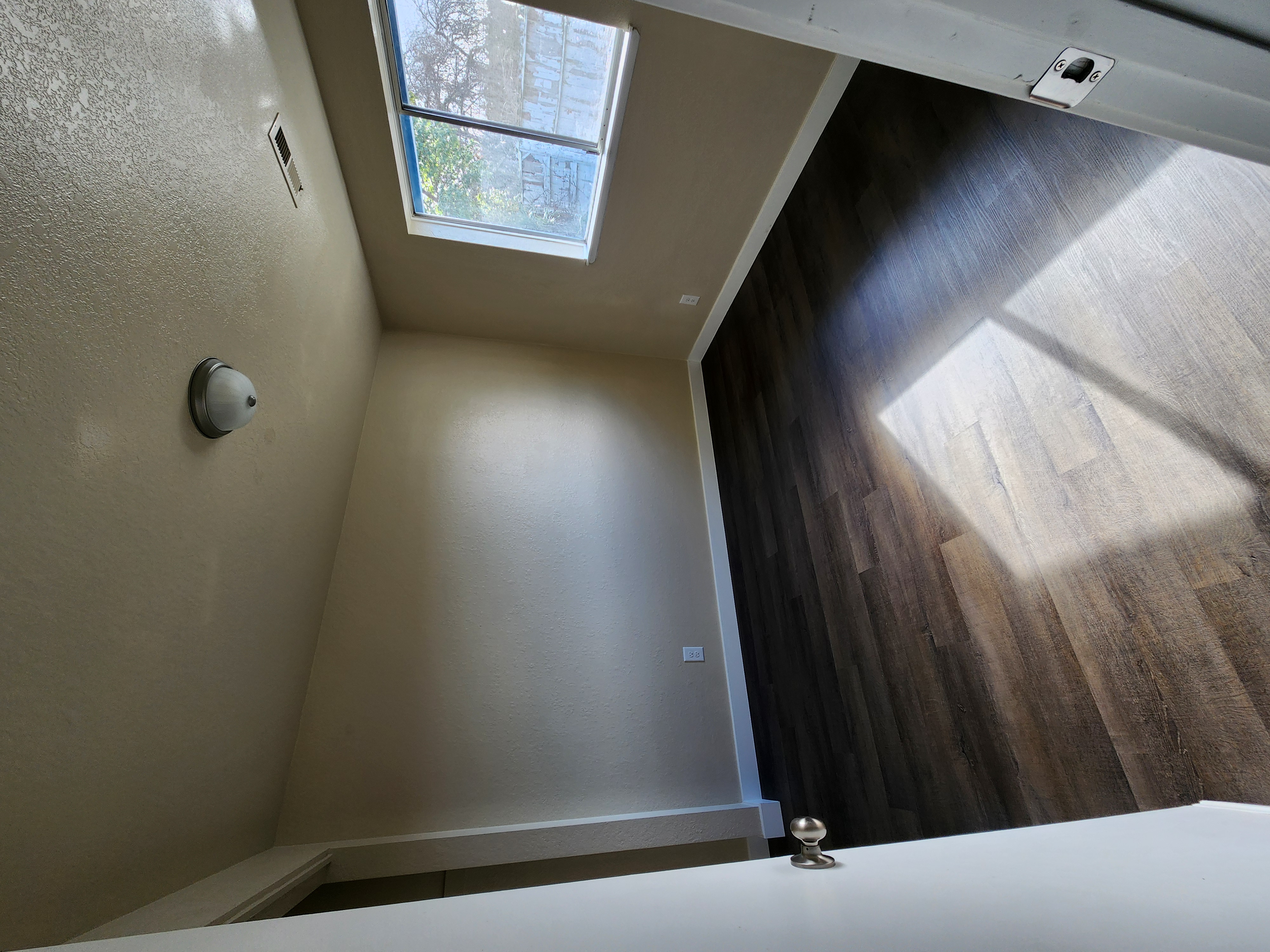 232 Columbia Loop , Roseburg, Oregon image 12