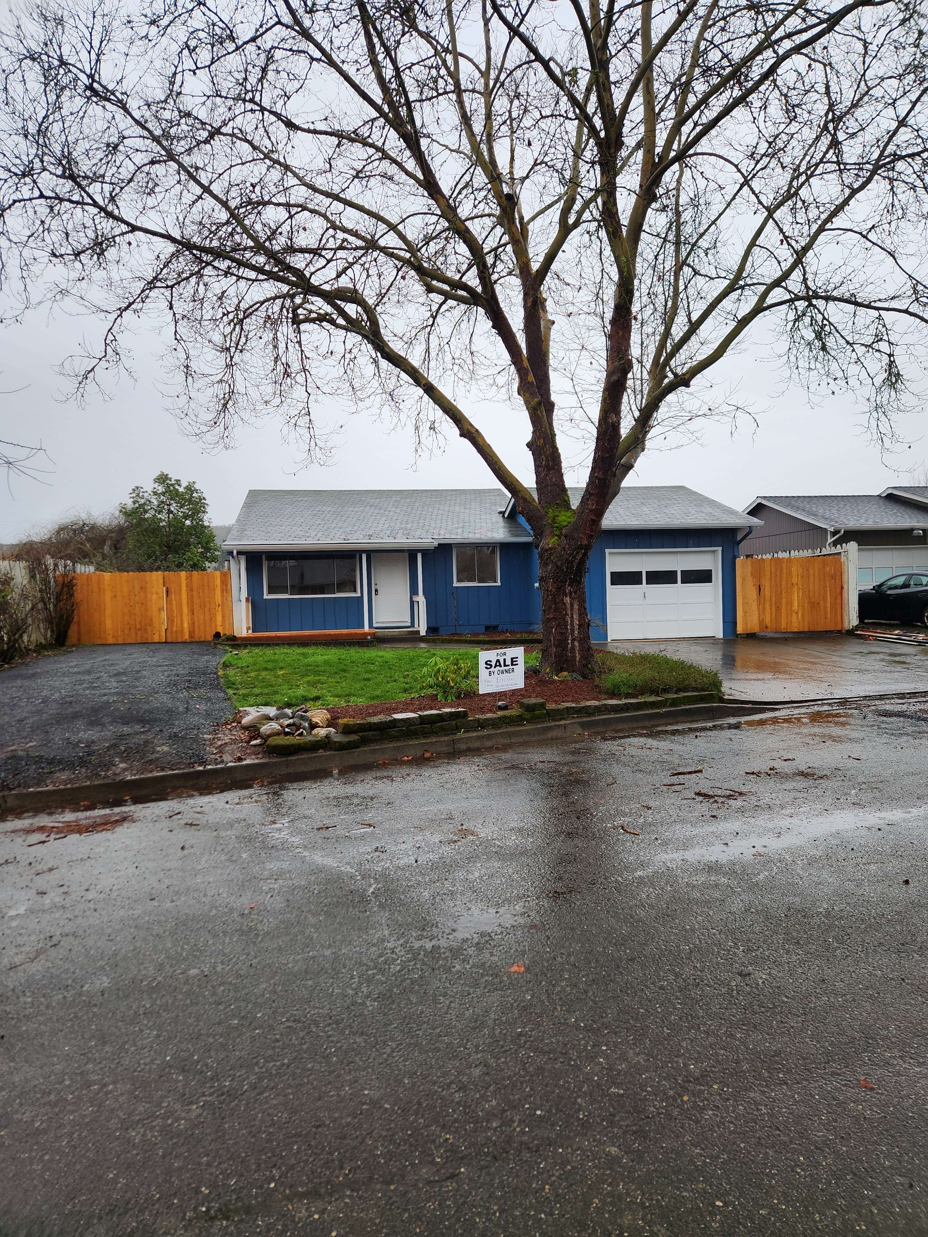 232 Columbia Loop , Roseburg, Oregon image 2