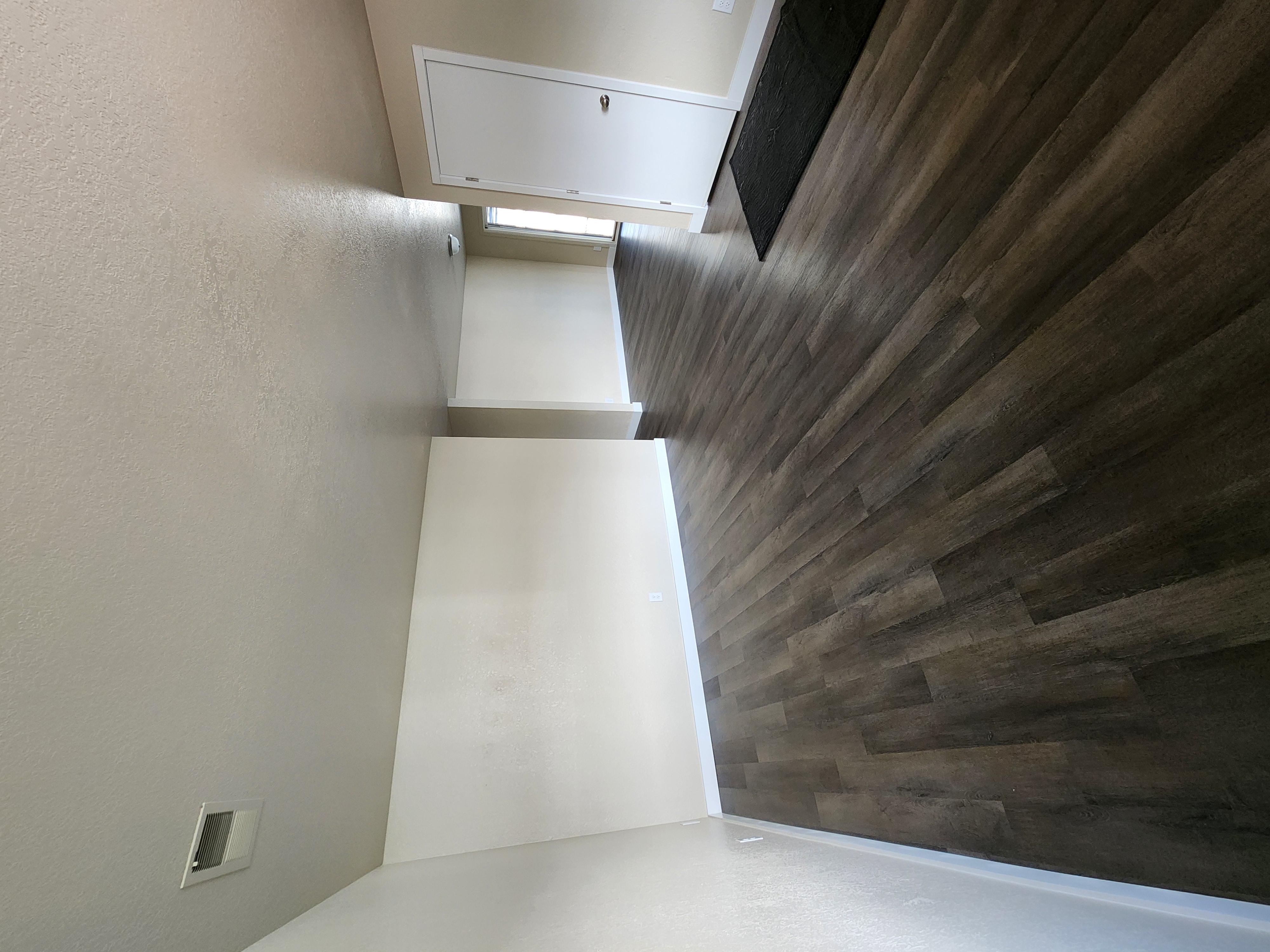232 Columbia Loop , Roseburg, Oregon image 5