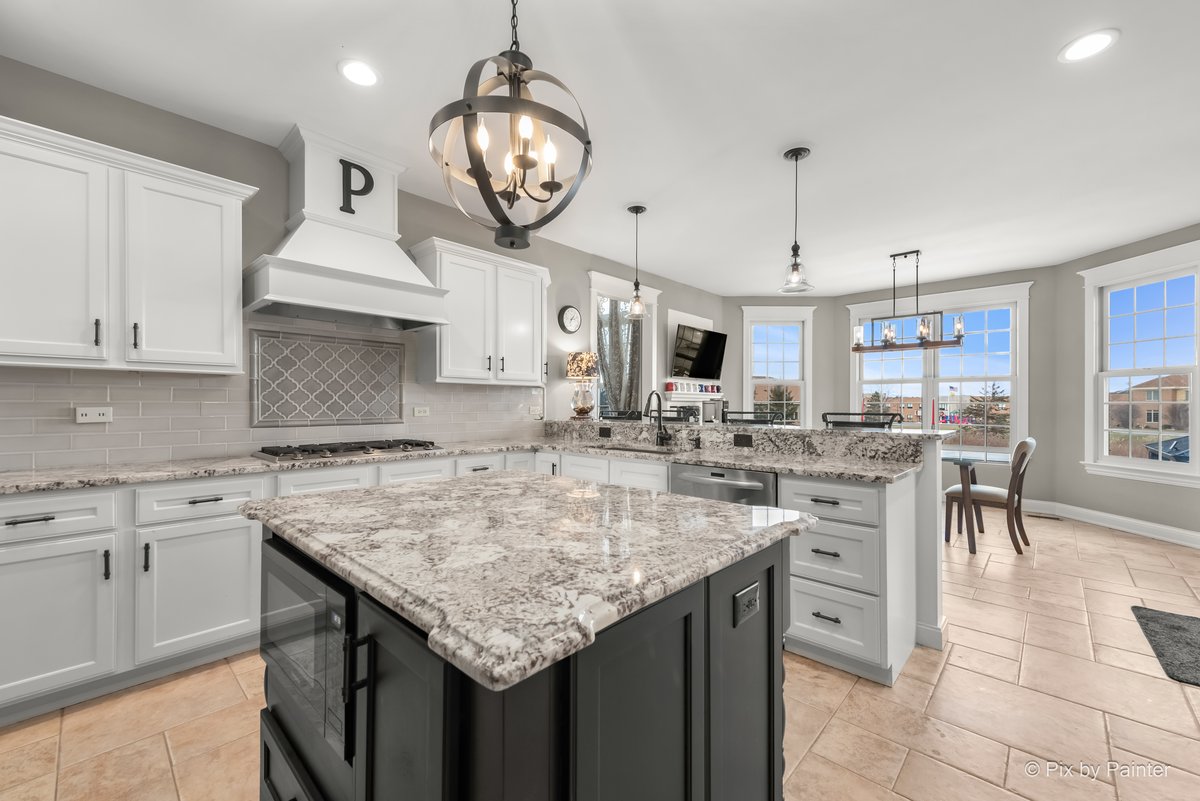 37W250 Mission Hills Drive, Saint Charles, Illinois image 23