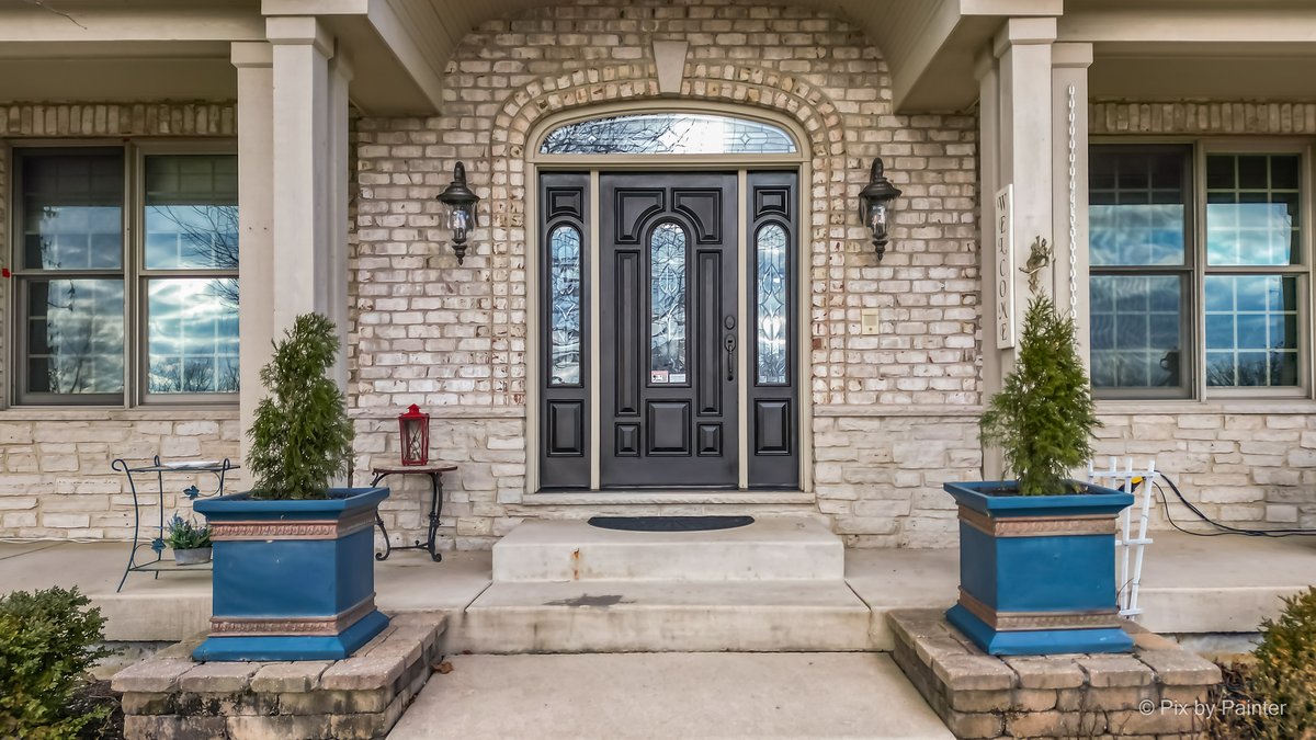 37W250 Mission Hills Drive, Saint Charles, Illinois image 4