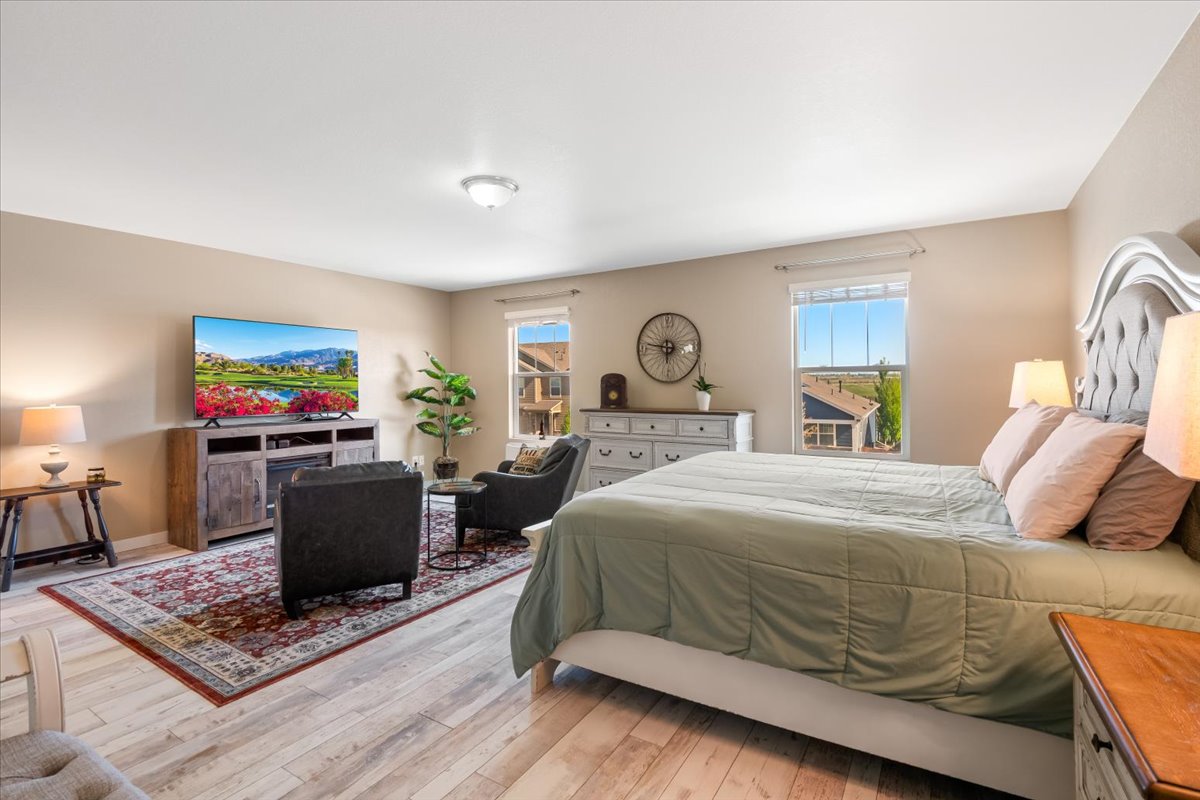 1675 Highfield Drive, Windsor, Colorado image 20