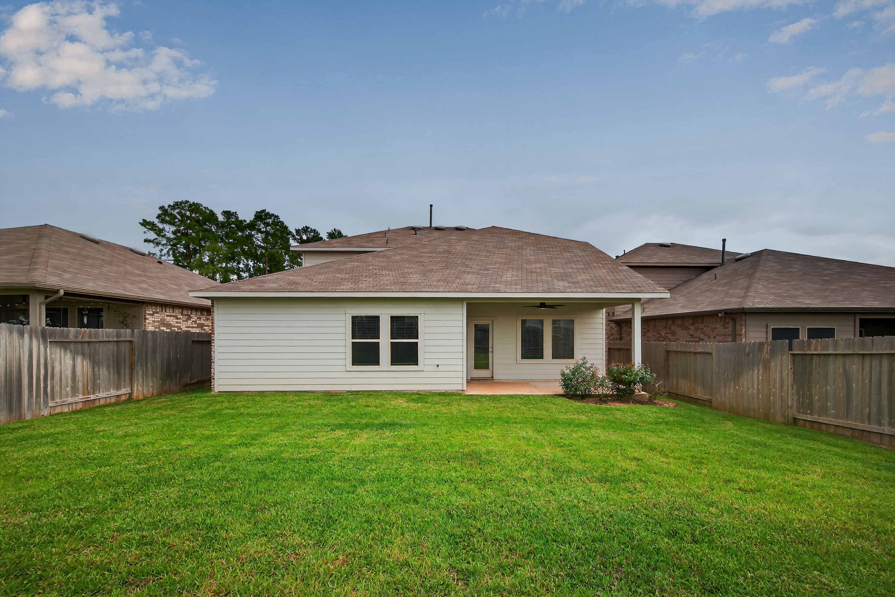 14710 Blackbrush Manor, Magnolia, Texas image 9