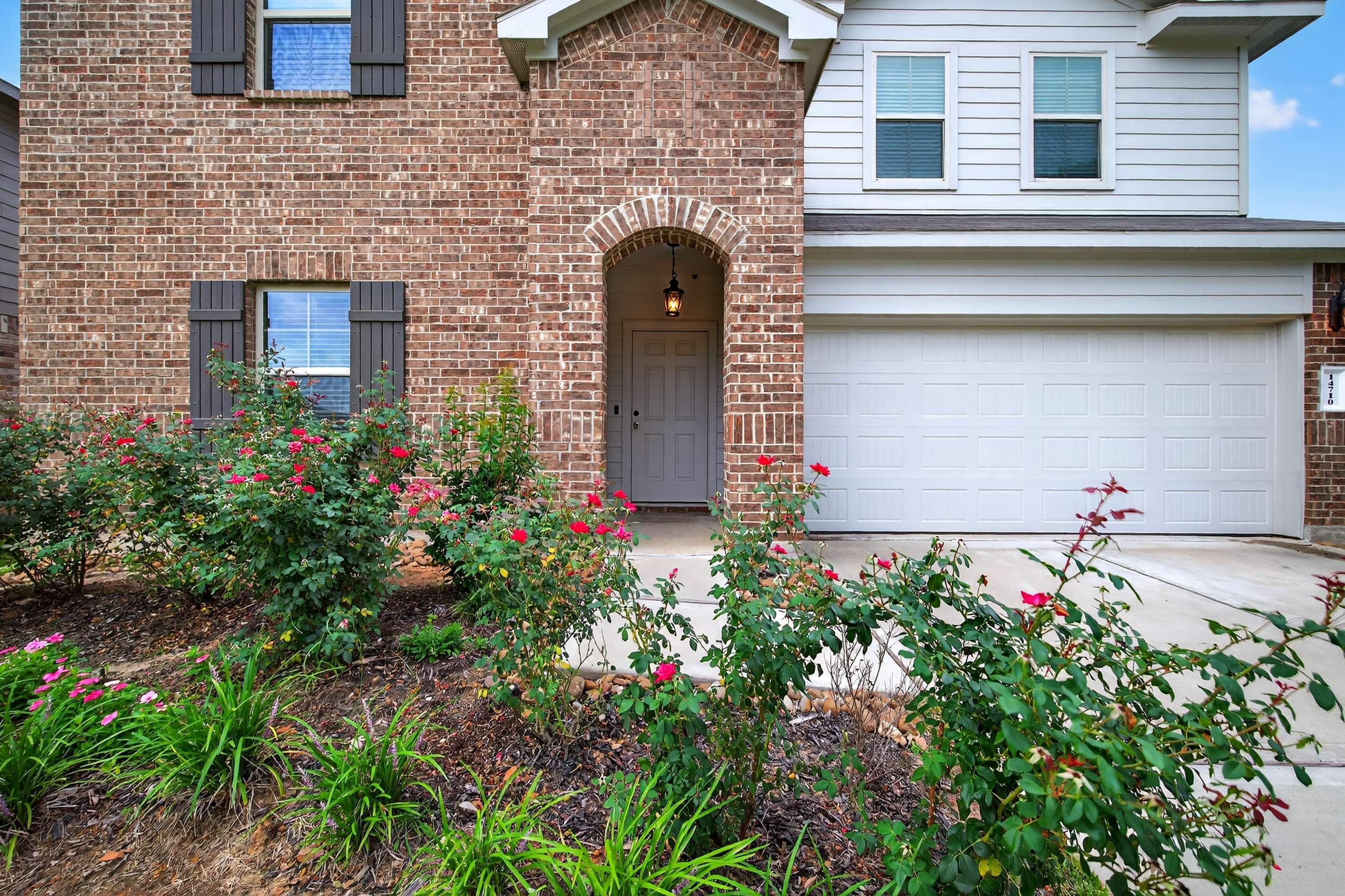 14710 Blackbrush Manor, Magnolia, Texas image 5