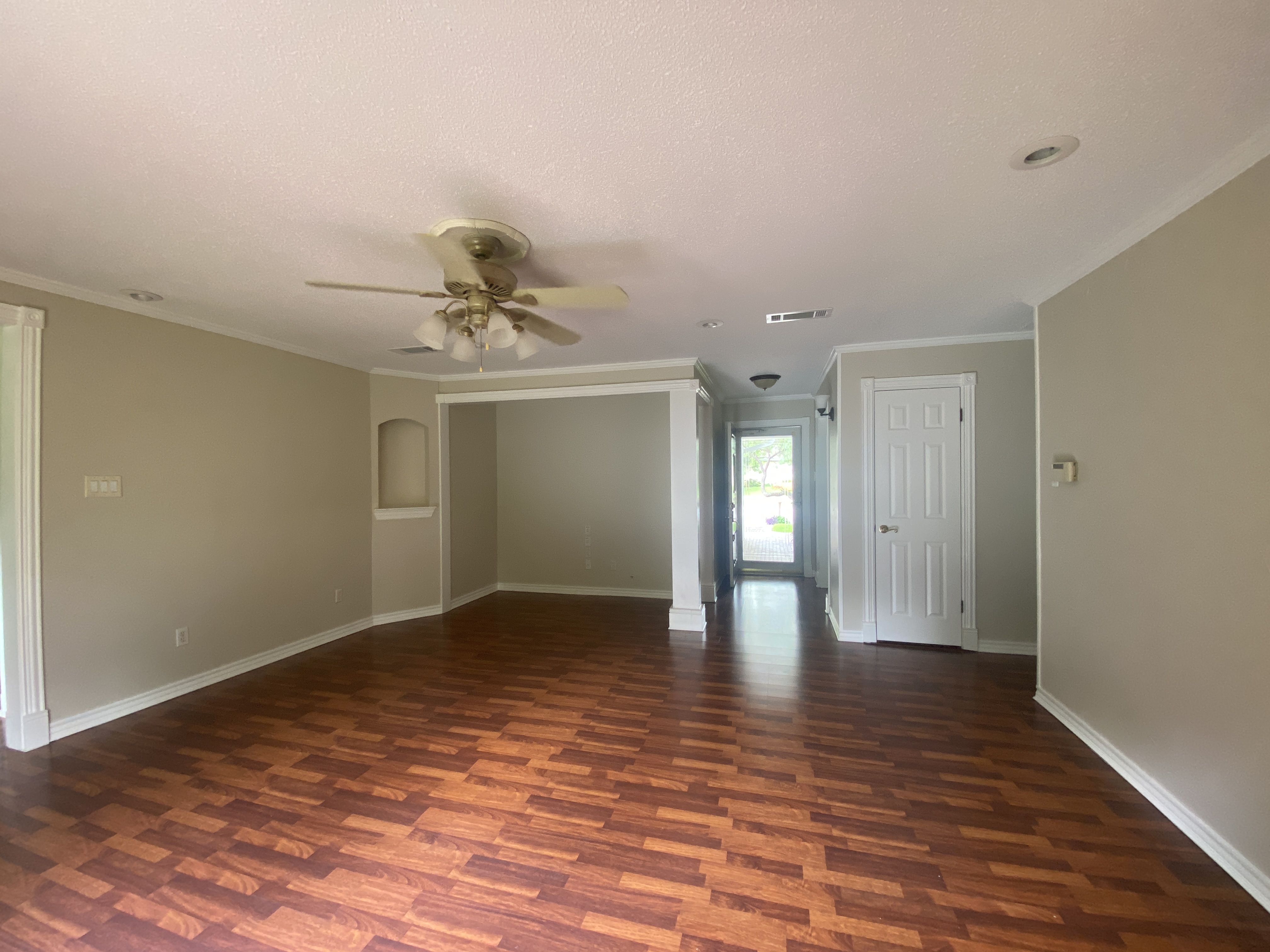 2225 Shady Brook Drive, Bedford, Texas image 13