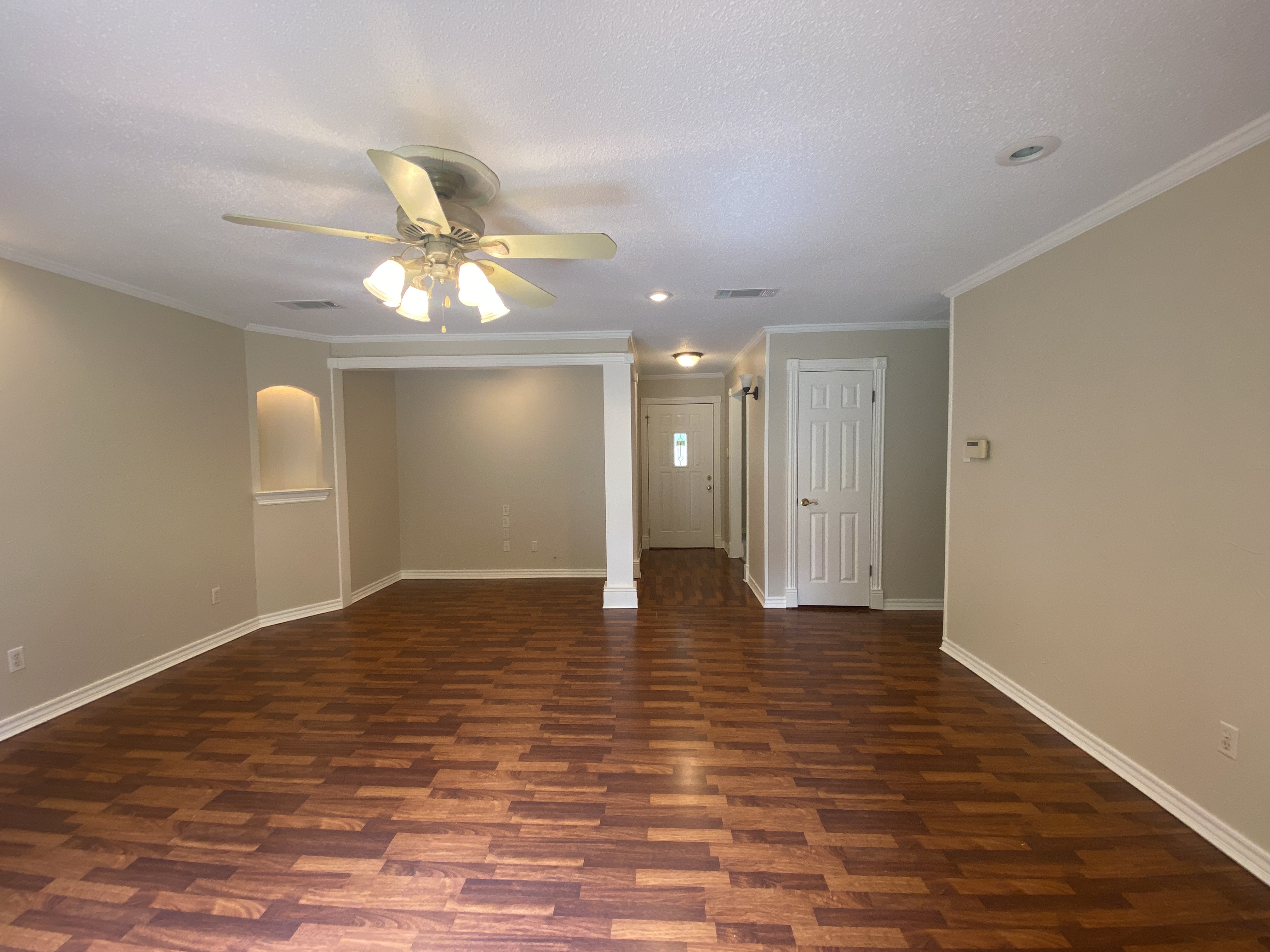 2225 Shady Brook Drive, Bedford, Texas image 12