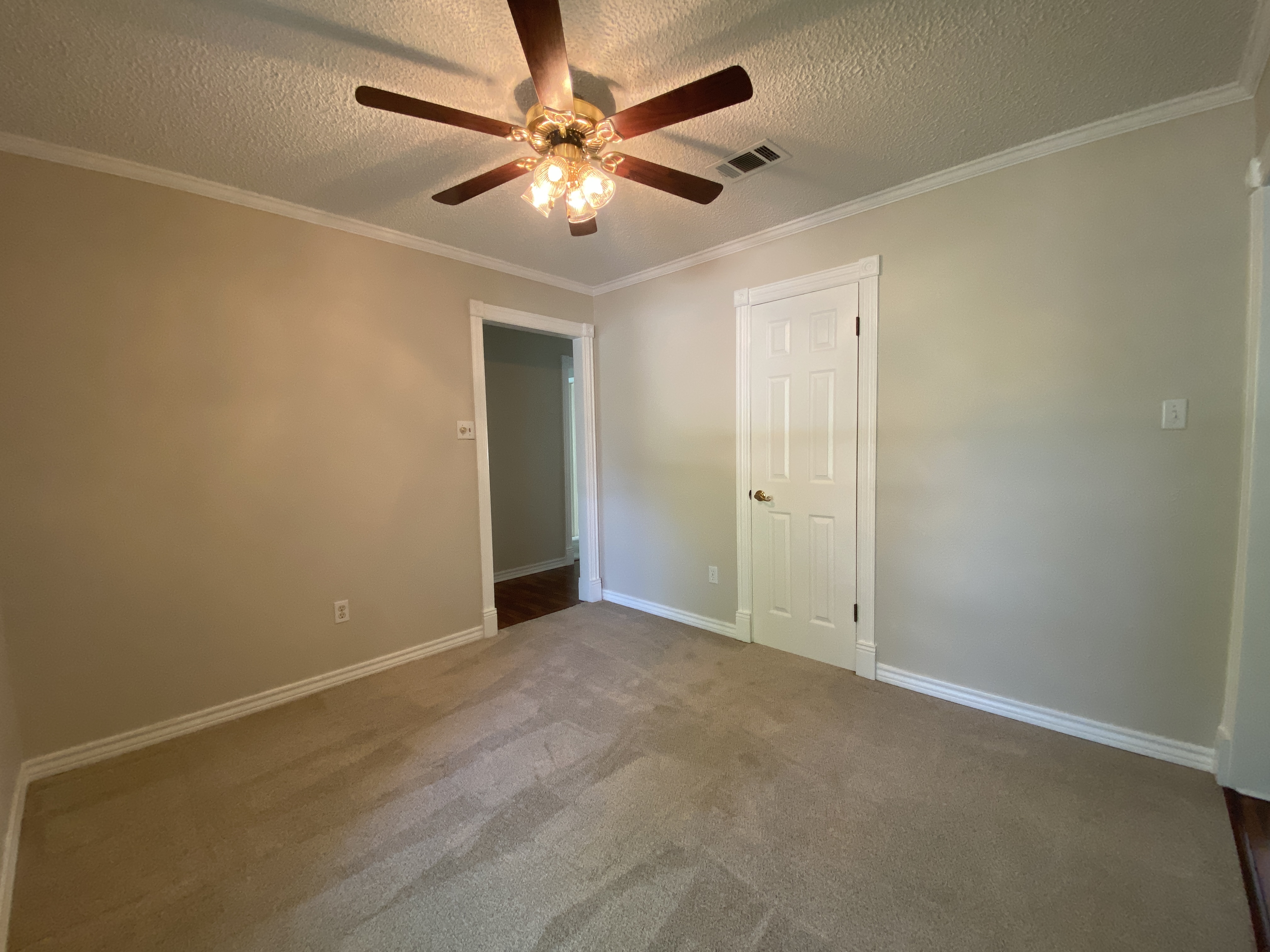 2225 Shady Brook Drive, Bedford, Texas image 28