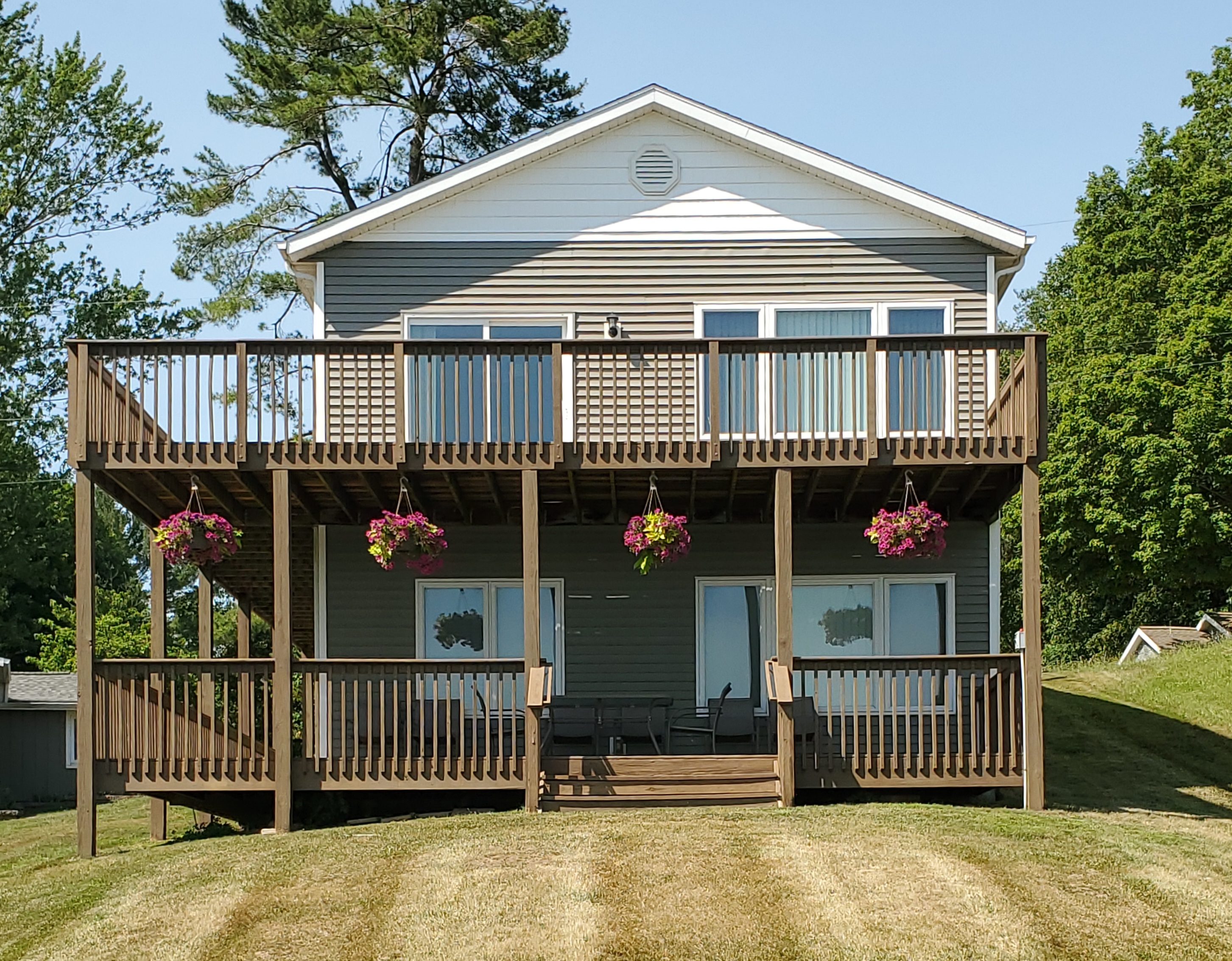 3718 Peterson Drive, Gobles, Michigan image 1