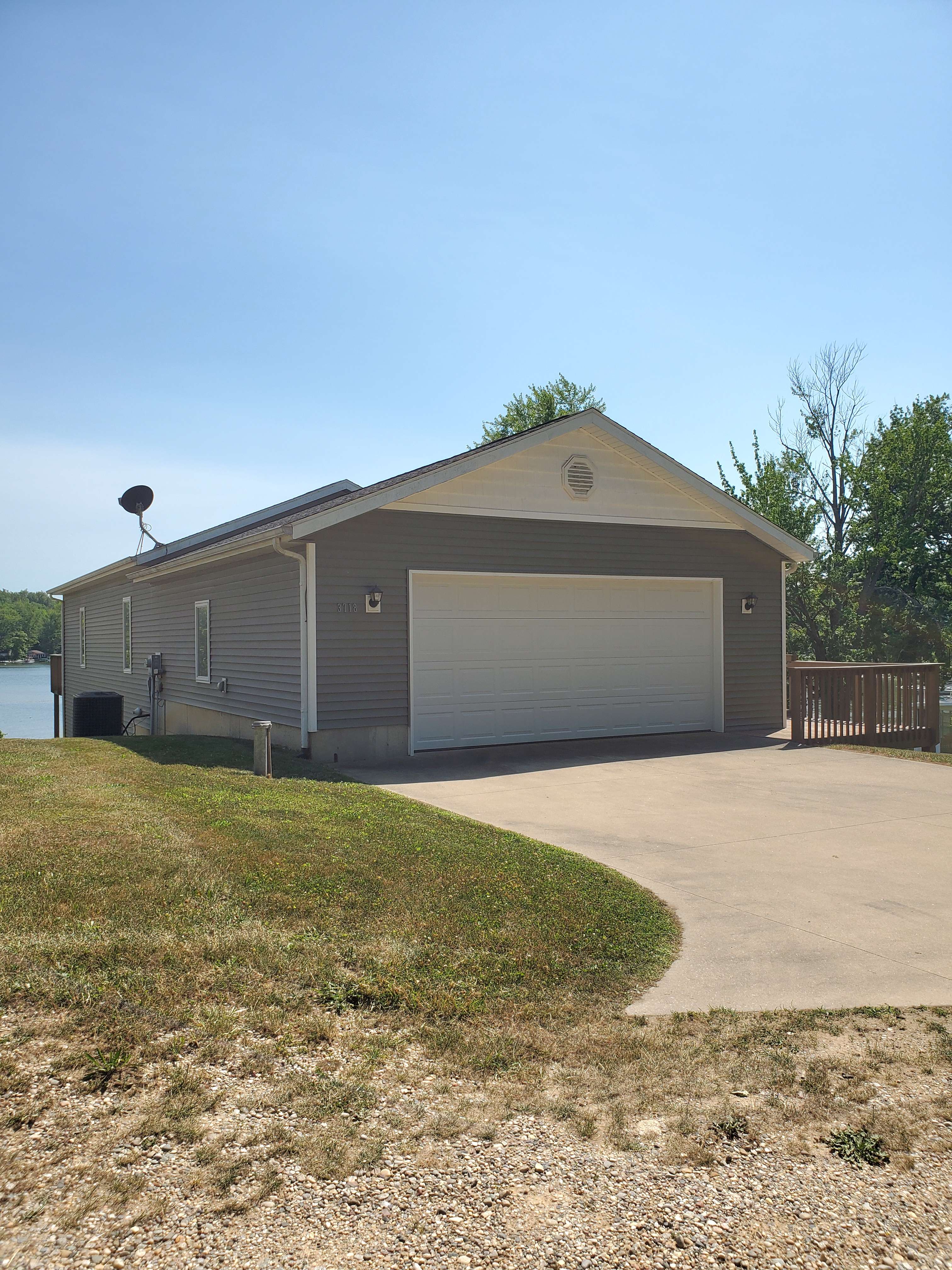3718 Peterson Drive, Gobles, Michigan image 2