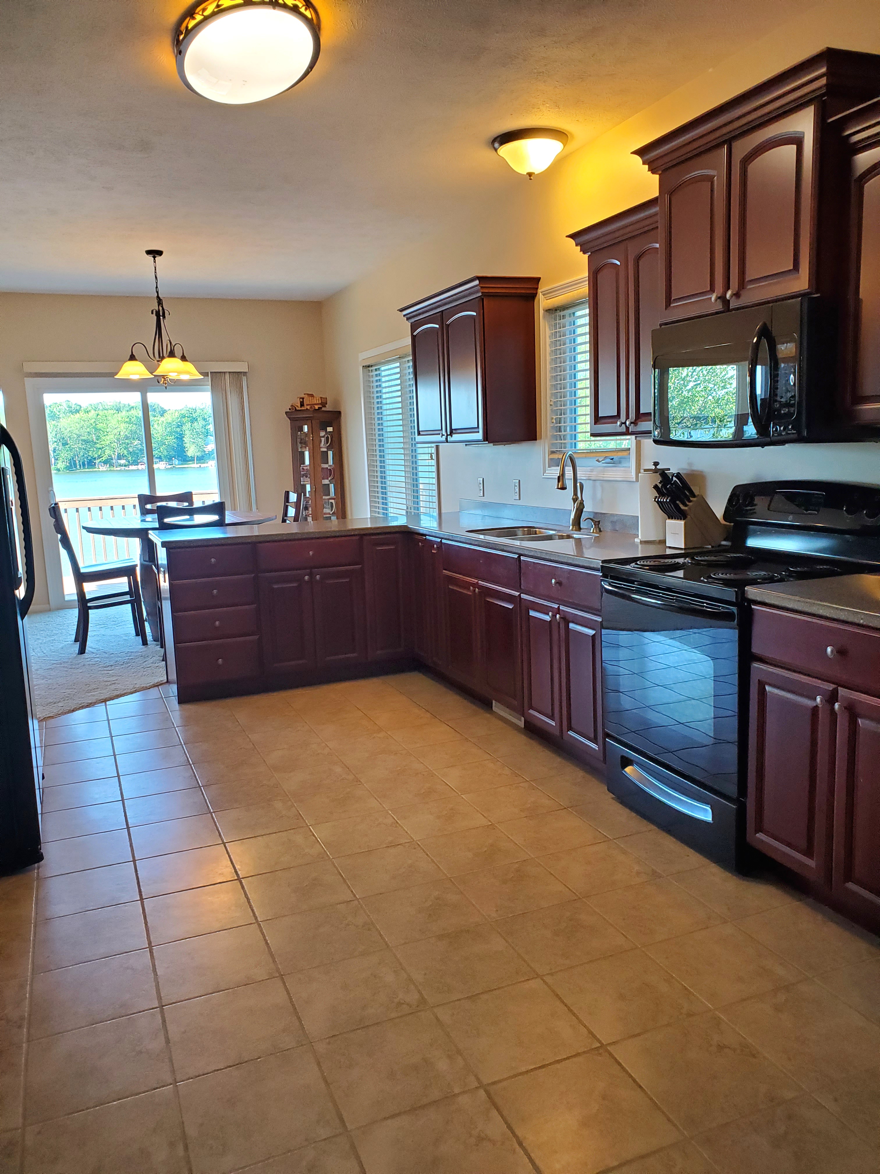 3718 Peterson Drive, Gobles, Michigan image 10