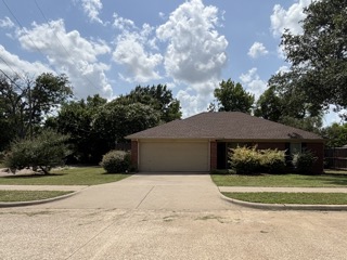 1001 Boardwalk Street, Midlothian, Texas image 1