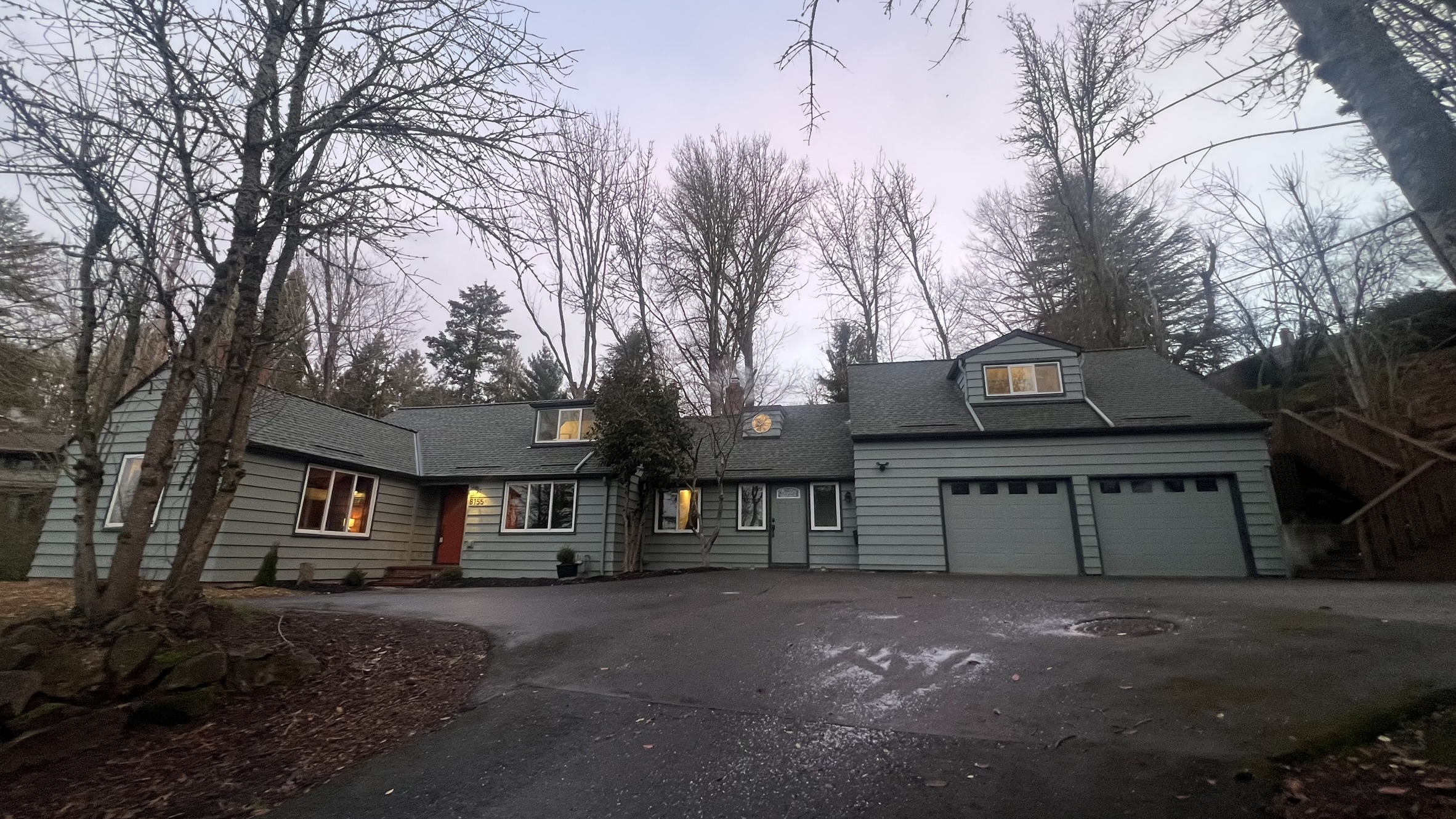 8155 Southwest Canyon Road, Portland, Oregon image 1