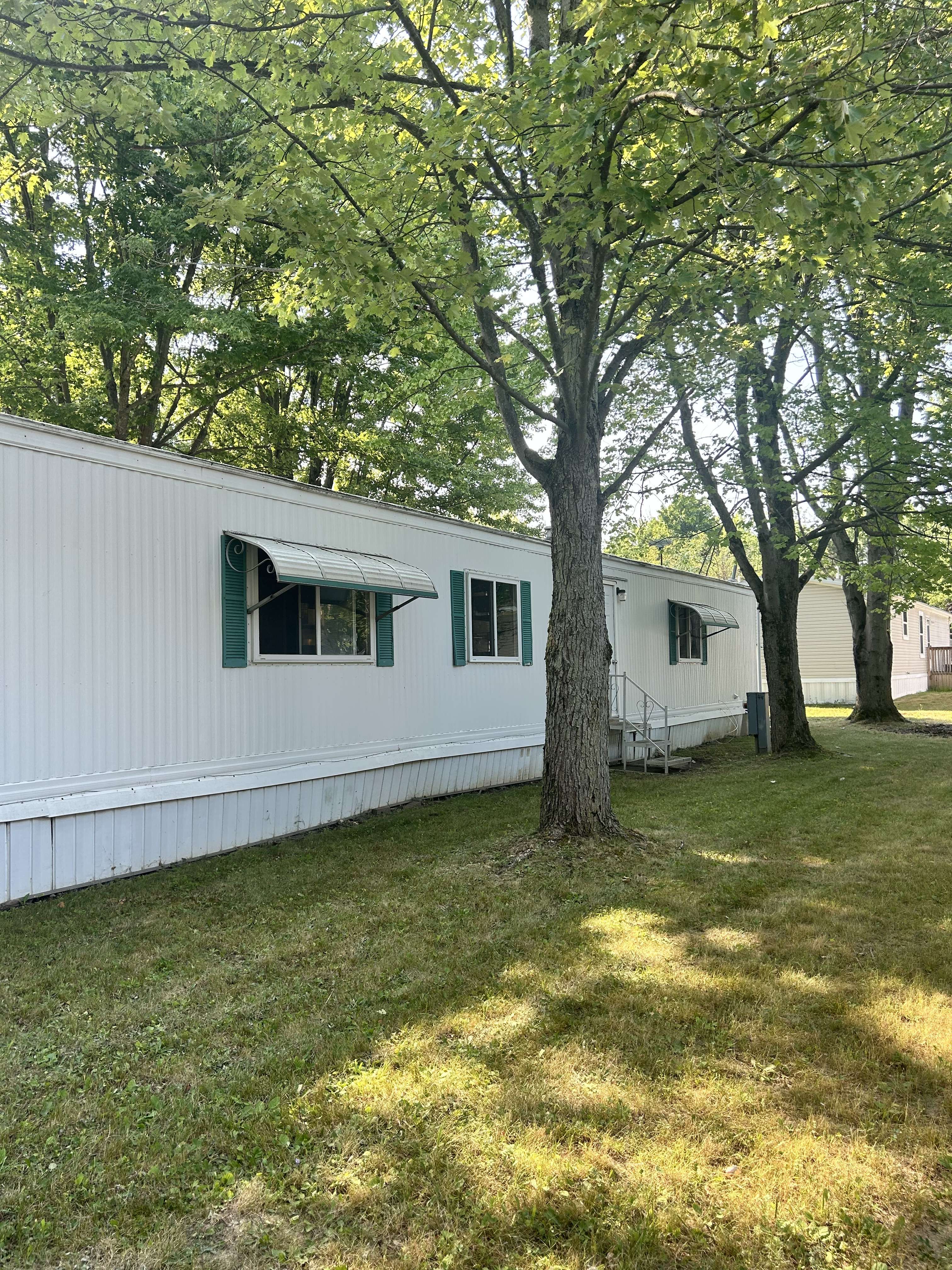 44 Quarry Hill Est, Akron, New York image 3
