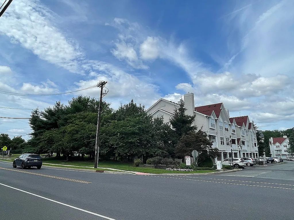 5 Prestwick Way, Edison, New Jersey image 17