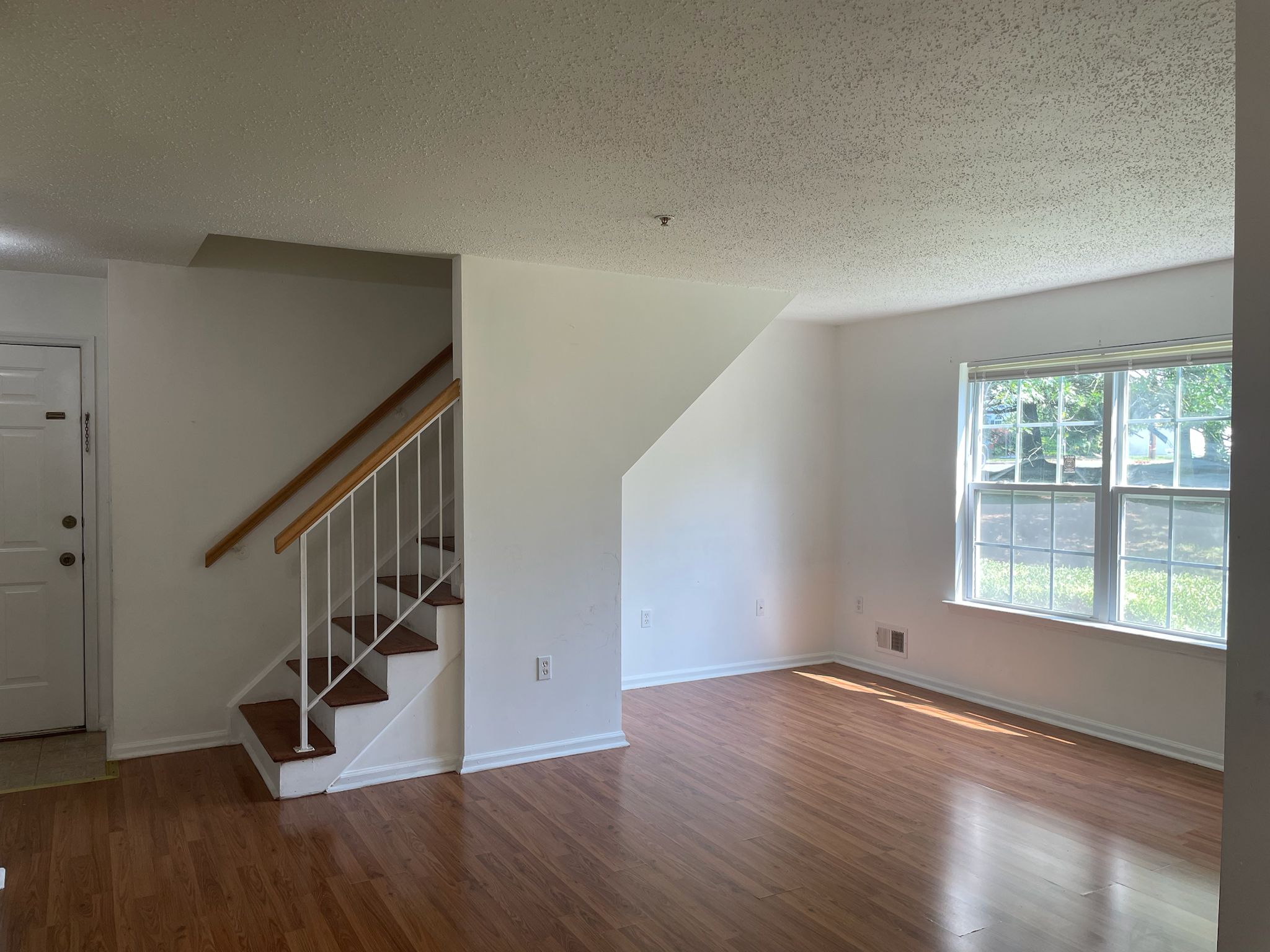 5 Prestwick Way, Edison, New Jersey image 2