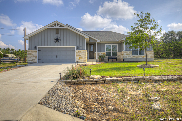 Homes For Sale - 1720 Rocky Ridge Loop<br/> Canyon Lake, TX 78133