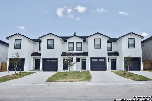 8314 Via Verona #104, San Antonio TX 78227